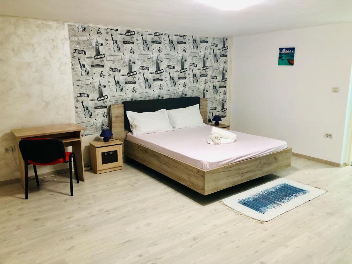 Central Park - Big Apartment - 3 Rooms - Free Parking T5 Temeşvar Dış mekan fotoğraf